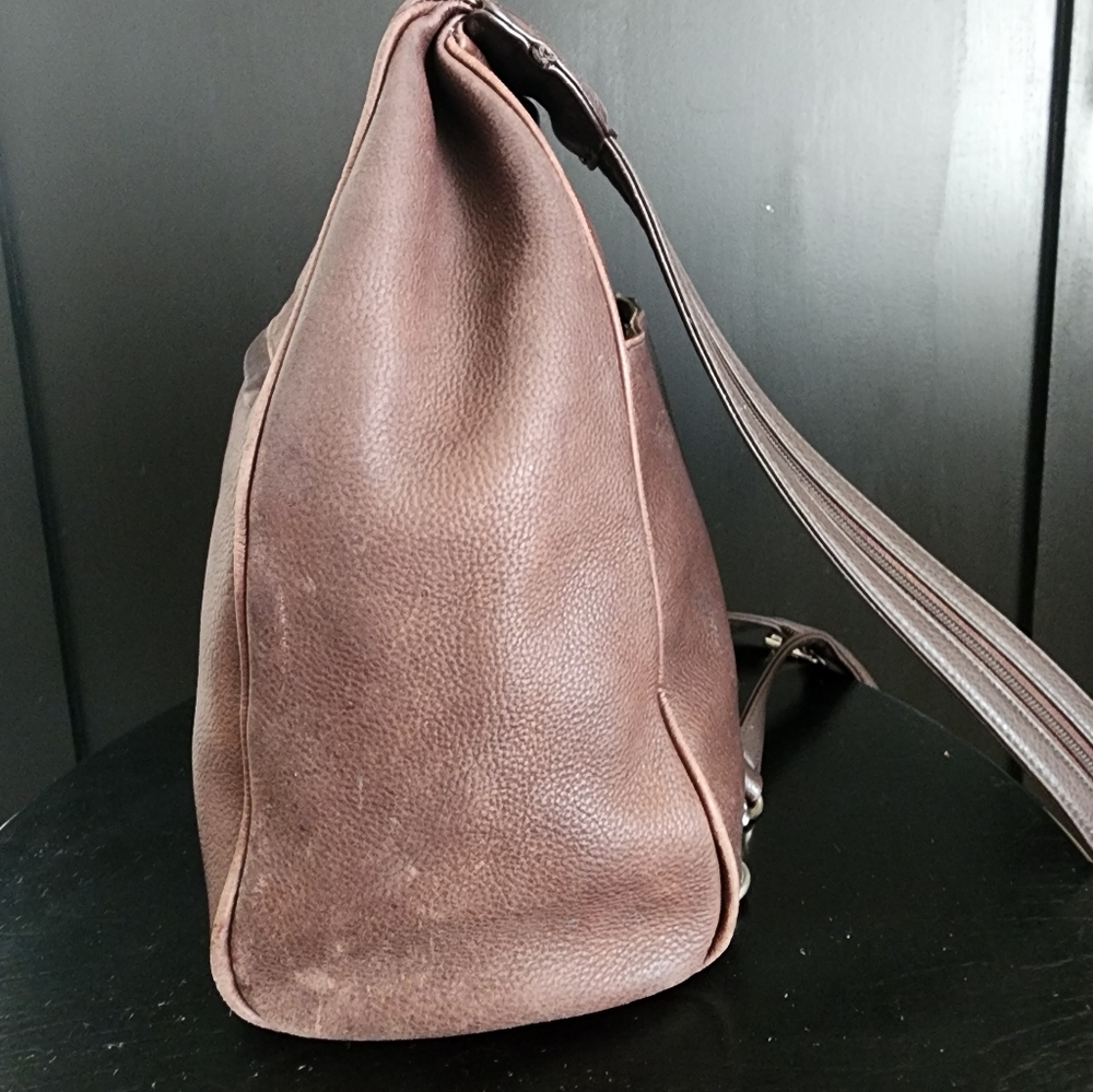 Nine West 90s Dark Academia Grunge Genuine Pebbled Leather Convertible Mini Bag - Picture 13 of 17
